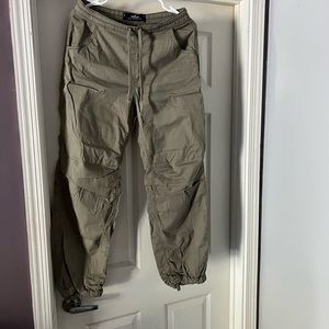 Hollister small green joggers